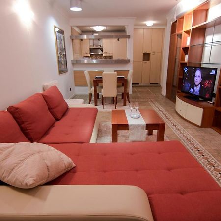 Apartment Novak Belgrado Exterior foto