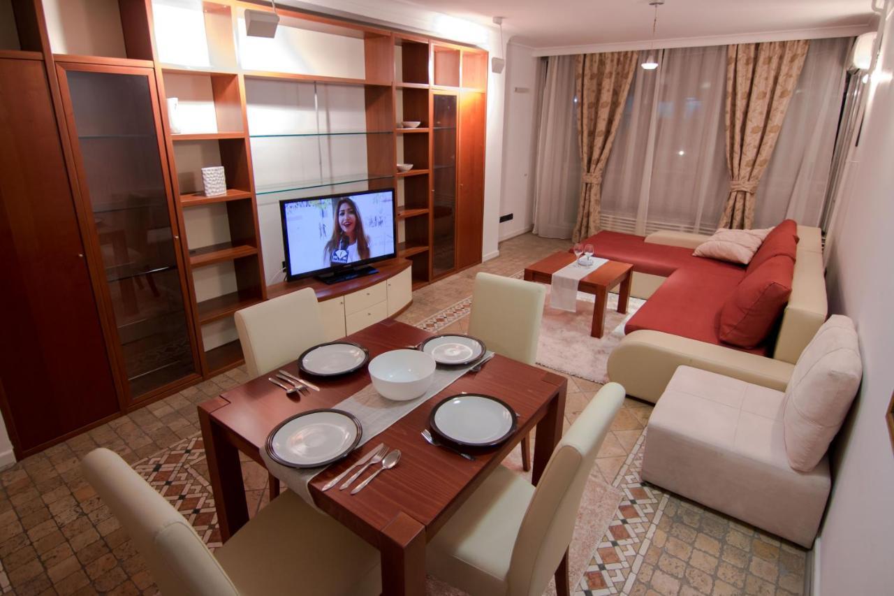 Apartment Novak Belgrado Exterior foto